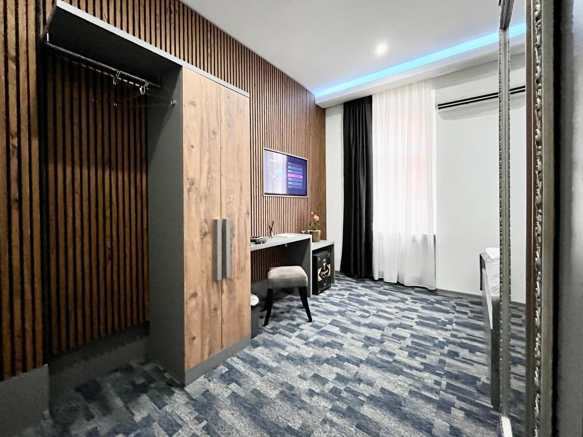 Residence Inn Orijent SJJ Eksteriør billede